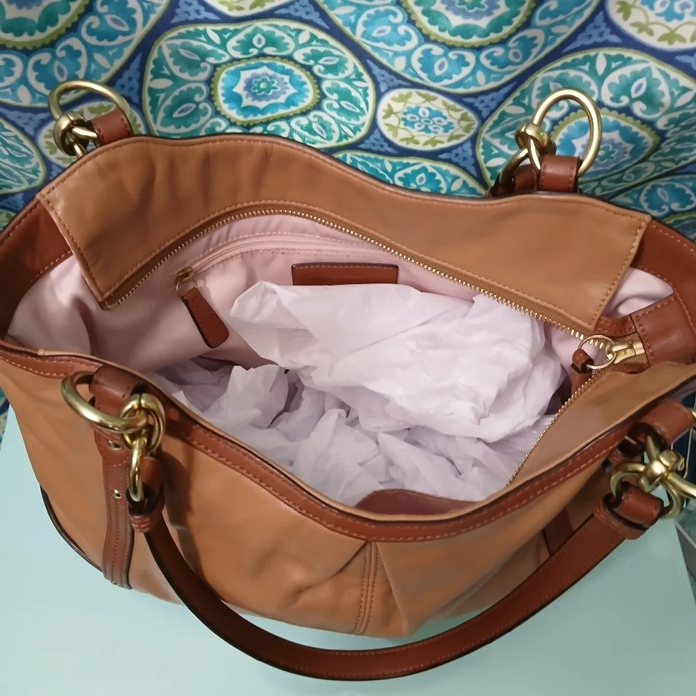Coach Alexandra Leather Shoulder Bag Tan Gold Chain Hobo Purse Classic Medium